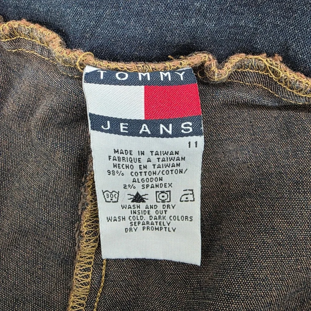 Tommy Hilfiger details 98%
